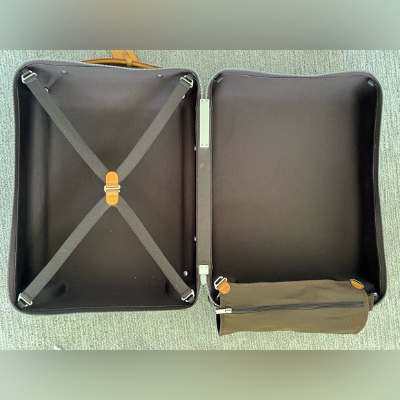 Louis Vuitton carry-on luggage - M42688
HORIZON 70 - Picture 17 of 17